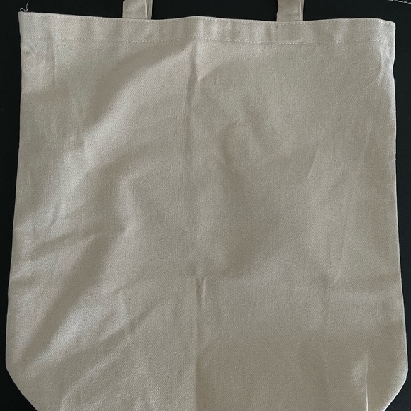 Vogue Magazine Canvas Tote - Picture 4 of 4